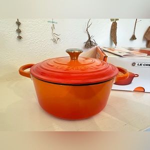Le Creuset Dutch Oven 3.5 qt., Flame, NWT